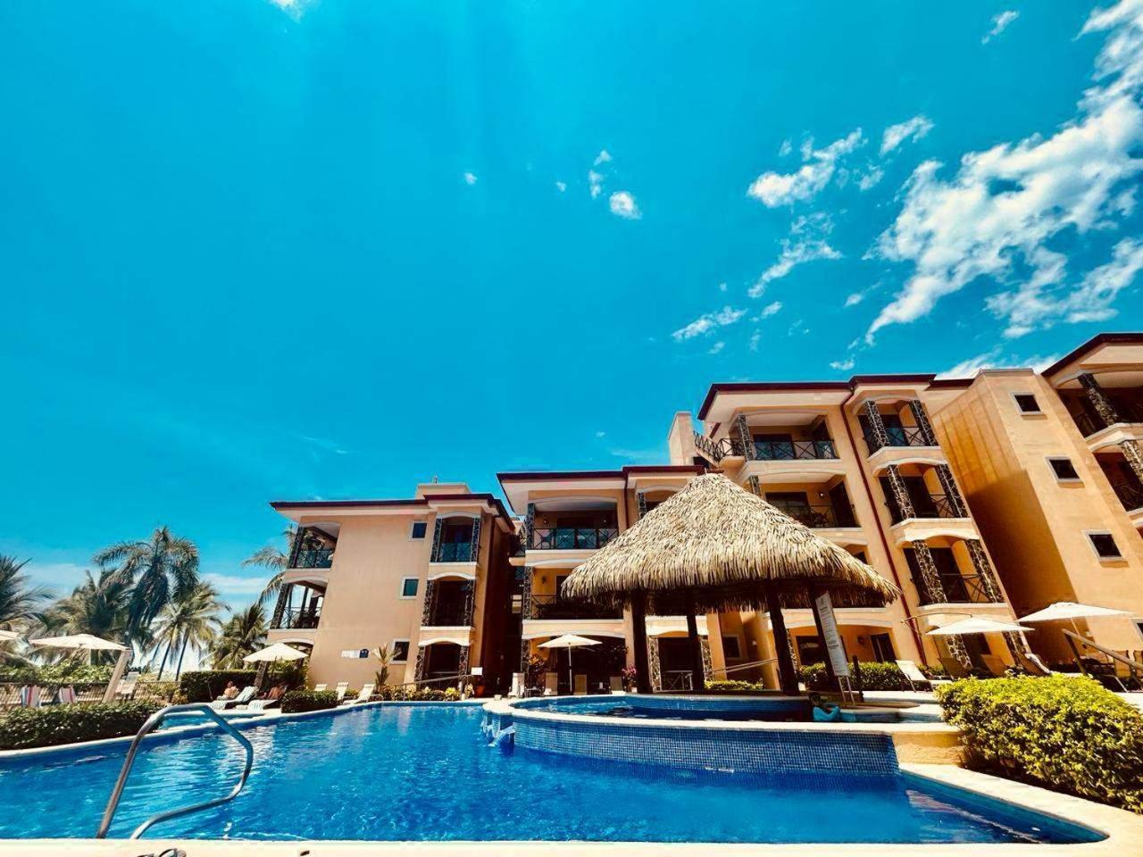Apartamento De Lujo Las 3 Gotas Jaco, Frente Al Mar Con Vista A La Playa Extérieur photo