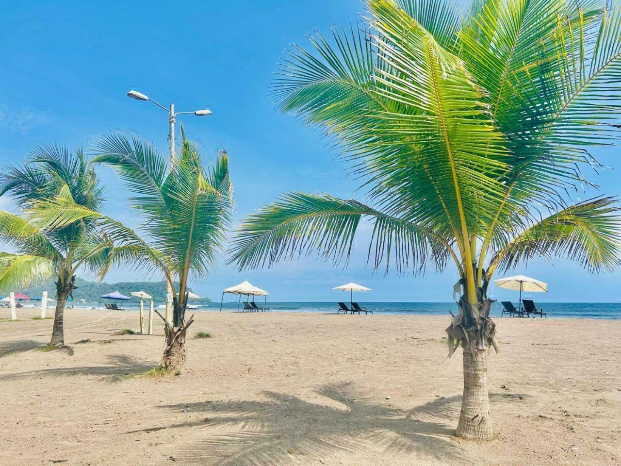 Apartamento De Lujo Las 3 Gotas Jaco, Frente Al Mar Con Vista A La Playa Extérieur photo