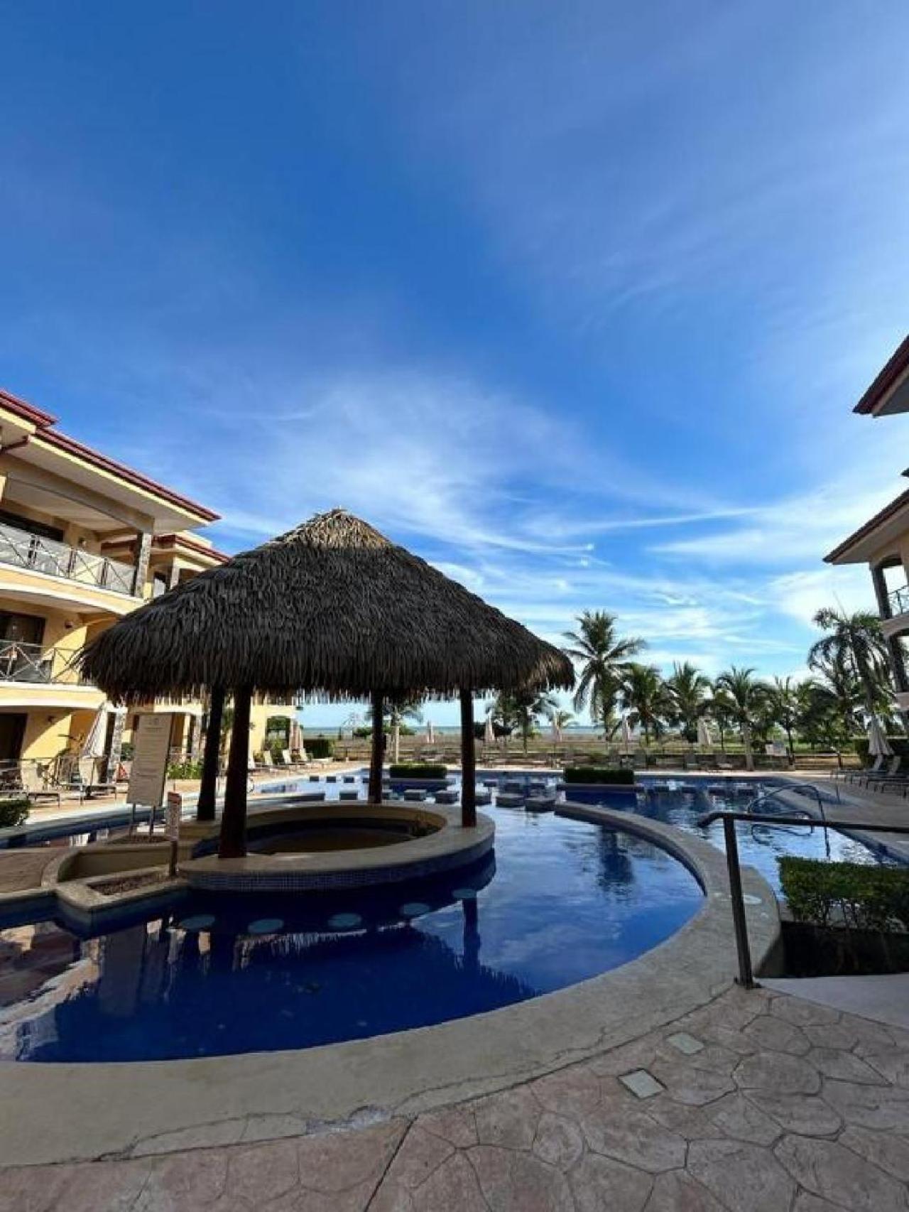 Apartamento De Lujo Las 3 Gotas Jaco, Frente Al Mar Con Vista A La Playa Extérieur photo