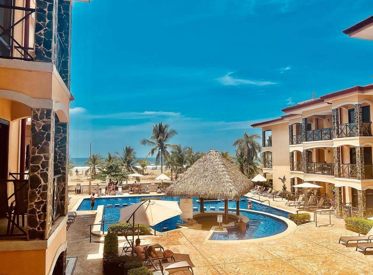 Apartamento De Lujo Las 3 Gotas Jaco, Frente Al Mar Con Vista A La Playa Extérieur photo