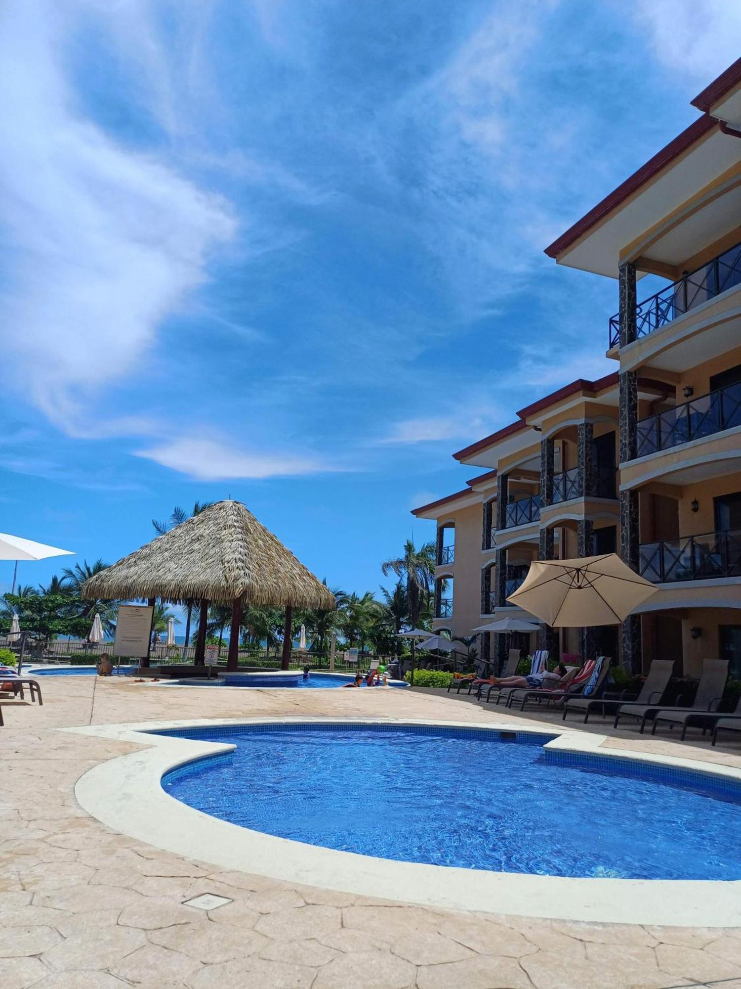Apartamento De Lujo Las 3 Gotas Jaco, Frente Al Mar Con Vista A La Playa Extérieur photo